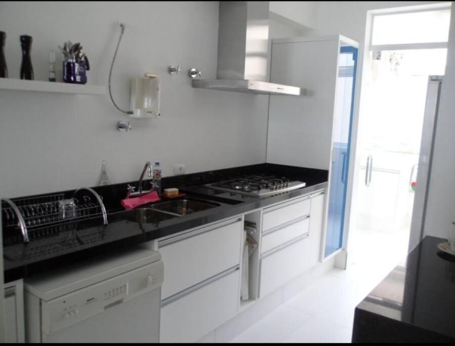Apto De 3 Dorm De Frente Ao Mar Guaruja Exterior photo
